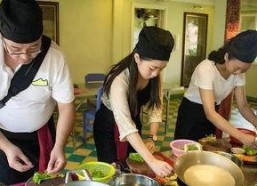 娱乐吃瓜酱柬埔寨骗局,娱乐吃瓜酱背后的真相