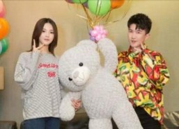 娱乐圈吃瓜素材背景图片,揭秘吃瓜素材背后的真相