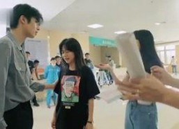 娱乐吃瓜记者是什么,幕后真相与八卦风云