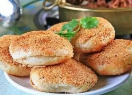 娱乐吃瓜酱烧饼视频,揭秘网红美食背后的故事