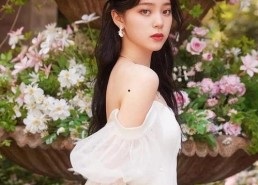 吃瓜娱乐圈四字女星,瓜田李下，星光璀璨的幕后故事