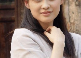 娱乐吃瓜四字女星名字,揭秘她们的瓜田传奇